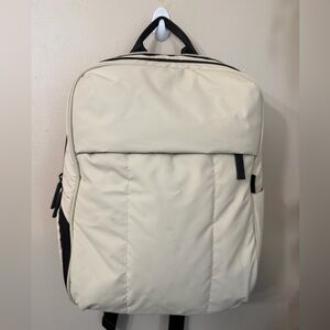 CalPak
Luka 15" Laptop Backpack
